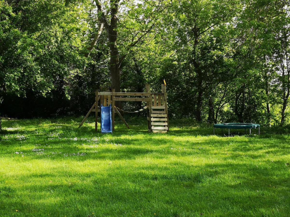 Landhaus Kaisershof - Ferienwohnungen Auf Dem Land Schillig Extérieur photo